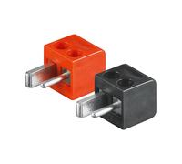 Goobay 11250 : Paire de connecteurs Loudspeaker courbés Noir/Rouge, corps en plastique certifié CE, conditionnement vrac.