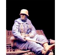 GoodFYouth 1/16 Maquette en résine d'un soldat allemand de la Seconde Guerre mondiale dans un char d'assaut non peinte et non assemblée (Pas de réservoir) //6A3J7y