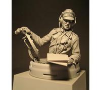 GoodFYouth 1/16 Maquette en résine d'un soldat allemand de la Seconde Guerre mondiale dans un char d'assaut non peinte et non assemblée (Pas de réservoir) //6A3J17y