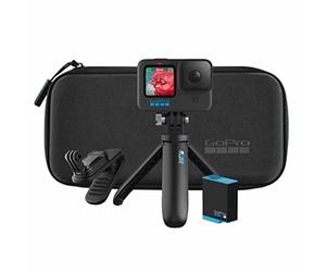GoPro Ensemble HERO10 Black - Comprend Un Clip magnétique pivotant, Une Batterie Rechargeable, Un Shorty (trépied + poignée) et Un étui de Transport