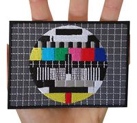 Grand patch brodé à thermocoller ou à coudre Motif carte de test TV