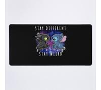 Grand Tapis de Souris Gaming pour Bureau T-shirt à manches courtes et sweat à capuche « Krokmou et Stitch restent différents, restez bizarres » pour hommes et femmes. Me 75x40cm Antidérapante