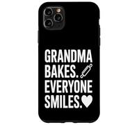 Grandma Bakes Everyone Smiles Baking Love Citation Coque pour iPhone 11 Pro Max