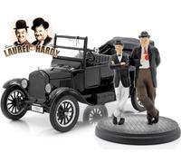 Greenlight Sunstar - SUN1905 - Model Car 1925 Ford Model T 14cm and 2 Figures en résine Stan Laurel E Oliver Hardy 6cm Scala 1/24 Original Official Sun Star