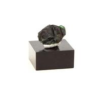 GRENAT ANDRADITE-GROSSULAIRE en provenance de MALI, Arrondissement of Diakon, Bafoulabé Cercle - Pierre Naturelle Rare et Puissante 247.0 ct - Certificat d'Authenticité Inclus 37 x 33 x 32 mm G