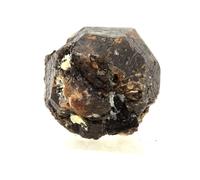 Grenat + Tourmaline. 177.5 Ct. Sahanivotry Manandona, Madagascar.