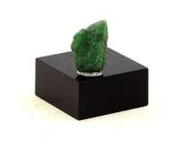 GRENAT TSAVORITE - Pierre Naturelle en provenance de Tanzanie, Namalulu tsavorite deposit, Simanjiro District, Manyara Region 4.85 ct - Certificat d'Authenticité Inclus 11 x 7 x 5 mm G