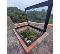 Grille d'aération universelle pour grenier/sous-sol, couverture de lucarne de toit personnalisable en aluminium avec accessoires, petite trappe de toit pour une utilisation en extérieur (60 x 40 cm)