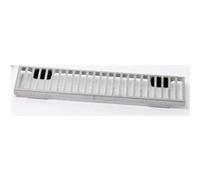 Grille de cuisson tout inox permettant de réserver les aliments déjà cuits, de cuire lentement des tomates à la provençale par exemple pendant que la cuisson des viandes ou poissons
