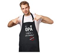 GRILLHIT X Tablier de barbecue, tablier noir : chez grand-père, le meilleur goût. Cadeau pour grand-père, grand-père pour un anniversaire, la fête des pères et Noël, Noir , 100 x 70 cm