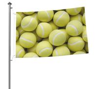 Gros plan sur un tas de 7 mâts de drapeaux de jardin personnalisés, drapeaux de 90 x 60 cm avec œillets