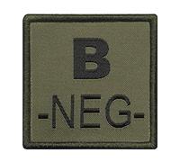 Groupe sanguin B négatif brodé sur tissu vert olive