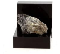 GROUTITE - Pierre Naturelle en Provenance des USA, Gouverneur, New York - Rare Minéral Multicolore, Idéal pour Collectionneurs 30.44 ct - Certificat d'Authenticité Inclus 28 x 14 x 13 mm Multicolore G