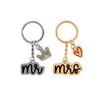 GRUSS & CO Porte-clés couple avec motif de mariage | Coffret cadeau avec 2 pendentifs figuratifs sur carte cadeau | Cadeau de mariage pour couple, pour deux, multicolore, Länge 7 cm, Motif Mr & Mrs. »