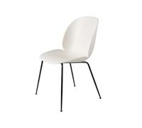 GUBI Chaise Beetle Alabaster white. structure en acier noir