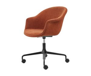 GUBI Chaise de bureau rembourée Bat Meeting Chair Belsuede special dedar 133-supports noirs