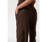 GUESS Eco Matea Perfect Cargo Regal Brown Multi Taille: M | Évasés pantalons Outlet | Femme | Marron