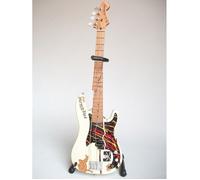 Guitare basse miniature Axe heaven Fender Precision distress de Paul Simonon The Clash