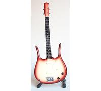 Guitare basse miniature Lyre danelectro - Victoria de Angelis de Maneskin