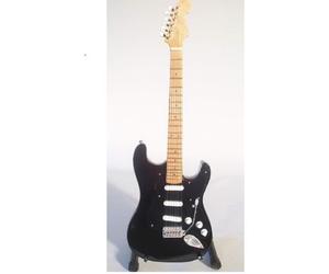 Guitare Miniature 27 Cm David Gilmour Fender Stratocaster Le Trépied
