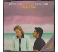 Hall, Daryl & John Oates - The Sky is Fall [Import]