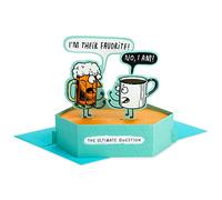 Hallmark Paper Wonder Shoebox Carte d'anniversaire pop-up amusante pour la fête des mères ou la fête des pères (bière vs. café)