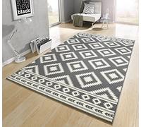 HANSE Home Tapis Ethnique - Tapis de Salon à Poils Courts - Motif Losanges - Aspect Moderne pour Salle à Manger, Salon, Chambre d'enfant, Couloir, Chambre à Coucher, Cuisine - Noir crème, 80 x 200 cm