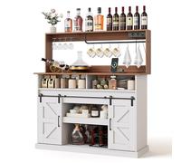 HaoChrymec Bar à Café 120 cm avec Porte-Verres et Prises (2×AC, 2×USB), Sideboard de Rangement, Buffet Style Campagne pour Cuisine/Salon avec Portes Coulissantes, Blanc + Naturel