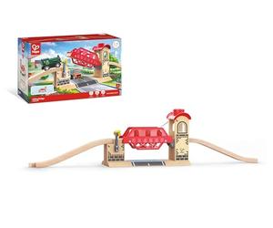 Hape Jouet Pont Levis pour Circuit Train en Bois - Jeu Educatif pour Enfant de Plus de 3 Ans - Système de Molette pour Relever Le Pont - Compatible avec Les Jeux de Marques Traditionnelles