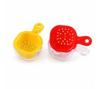 harayaa Passoire Miniature Panier de Cuisine Maquette Ustensile Jouet Accessoire avec Panier Perforé et Récipient Inférieur Clair en Plastique Convient aux, Rouge Et Jaune