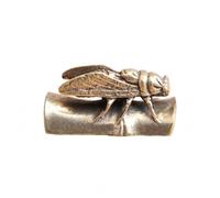 harayaa Sculpture Cigale en Laiton Figurine Ornement Bureau Statuette Décor Intérieur Patine Dorée Ancienne Ailes Sculpées Base Imitation Bois Adaptée aux Étagères Plateaux à Thé Vitrines Collection