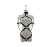 Harnais BDSM femme avec collier et contraintes