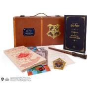 Harry Potter: Hogwarts Trunk Collectible Set by Donald Lemke NEUF
