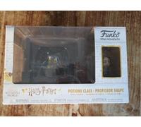 HARRY POTTER - MINI DIORAMA - POTIONS CLASS - PROFESSOR SNAPE / ROGUE - FUNKO