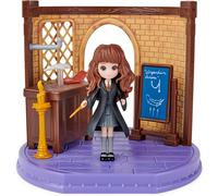 HARRY POTTER - PLAYSET COURS DE SORTILÈGES WIZARDING WORLD - Coffret Univers Magique Cours De Sortilèges Avec 1 Figurine Art[2794]