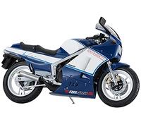 Hasegawa - 1:12 Suzuki RG400 version ultérieure - Bleu/blanc avec capot