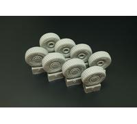 Hauler Models HLH72094 - 1:72 Jgsdf Type 16 Wheels (Aoshima Kit) - Accessoire