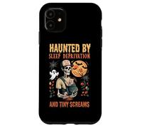 Haunted by Sleep Deprivation and Tiny Screams Born Dad des années 90 Coque pour iPhone 11