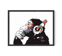 HAUS AND HUES Poster mural de Banksy avec casque Banksy - Poster graffiti pop art pour chambre d'adolescents et de garçons - Décoration murale de singe sans cadre - 30,5 x 40,6 cm (chimpanzé banquier)