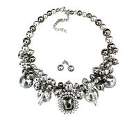 HDOYTXXM Ensemble collier et boucles d ' oreilles en fausses perles de vintage, chaîne de clavicule réglable pour une élégance quotidienne, chaîne de cou élégante en perles artificielles