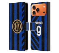 Head Case Designs sous Licence Officielle Inter Milan Marcus Thuram 2024/25 Joueurs Home Kit Étui Portefeuille en Cuir Compatible avec Apple iPhone 17 Pro Max