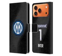 Head Case Designs sous Licence Officielle Inter Milan Samir Handanovic 2022/23 Joueurs Home Kit Étui Portefeuille en Cuir Compatible avec Apple iPhone 17 Pro Max
