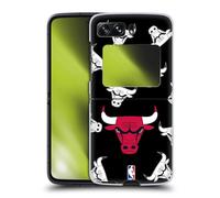 Head Case Designs sous Licence Officielle NBA Motifs Chicago Bulls Coque Dure pour l'arrière Compatible avec Motorola Razr 2022