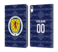 Head Case Designs sous Licence Officielle Scotland National Team Coutume Personnalisé Maison 2026/27 Maillot Étui Portefeuille en Cuir Compatible avec Apple iPad 10.9 2022/2025