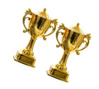 Healifty 2pièces Trophées Miniatures Plastique pour Maison De Poupée Lot de Petites Coupes De Trophée Récompenses pour Garçon Fille Décoration De Gâteau De Sport De Fête