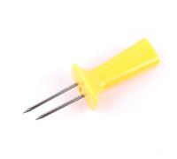 Hemobllo 8 pièces Lot de Fourchettes à Maïs Acier Inoxydable Accessoires Barbecue et Camping Supports Antirouille pour Brochettes Ustensiles pour Fruits et Viande Couleur Aléatoire