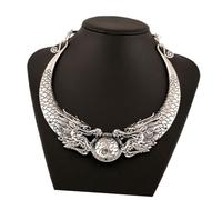 Hemobllo Collier Ras Du Cou Alliage Rétro Sculpté Style Ethnique Exagéré avec Double Dragon Bijou pour Femme Accessoire de Mode Unique