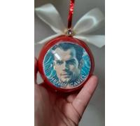 Henry Cavill Décoration de Noël faite à la main pour les fans de la série TV Motif homme incroyable anglais 8 cm