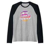Here Comes Trouble années 80 Style décontracté coloré Manche Raglan