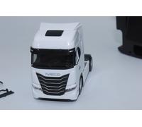Herpa Camion miniature Iveco S-Way Facelift (MY24) Tracteur 2 essieux Blanc 1:87 pièce de collection